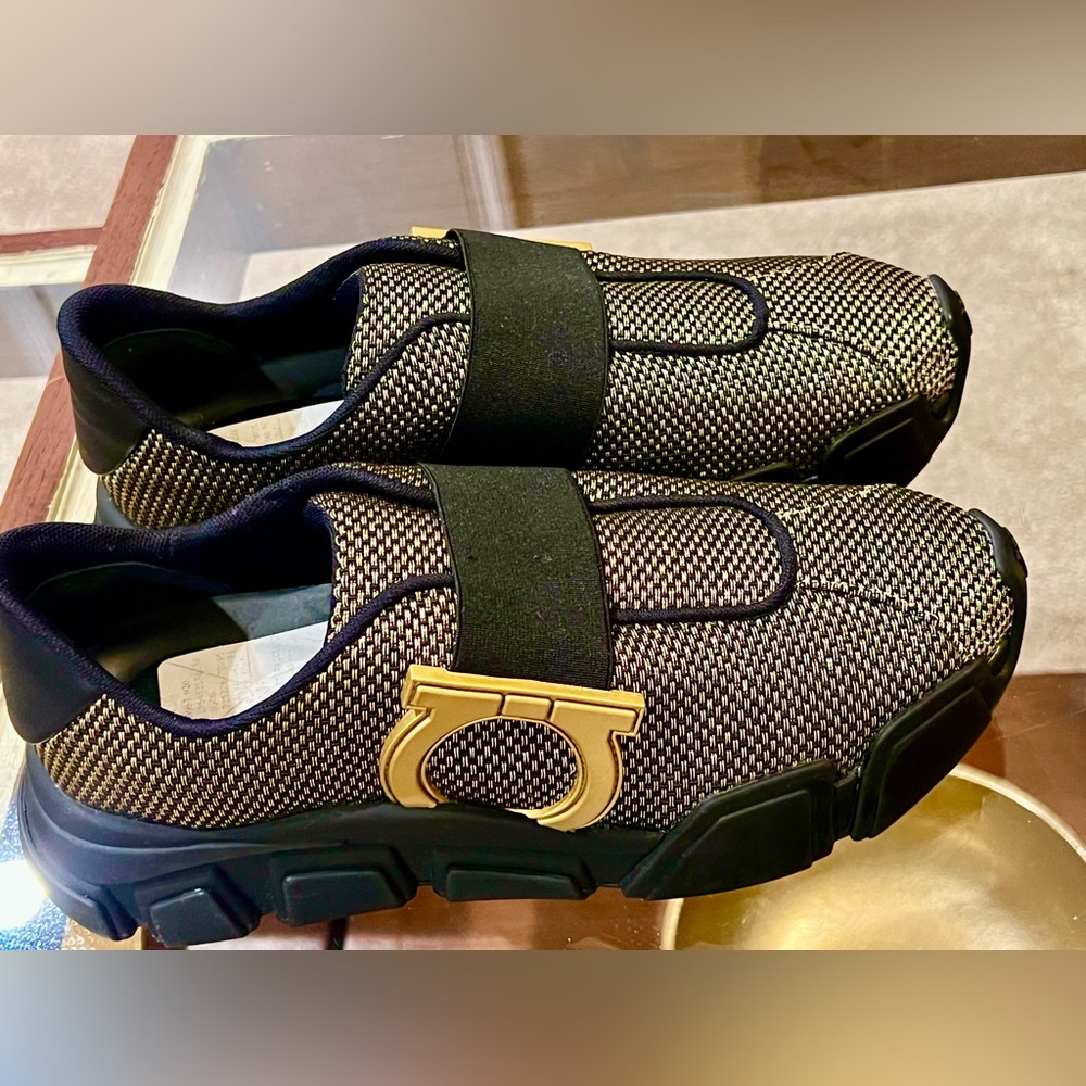 Salvatore Ferragamo 
Gancini Logo Sneakers black
Women's Size: 7.5